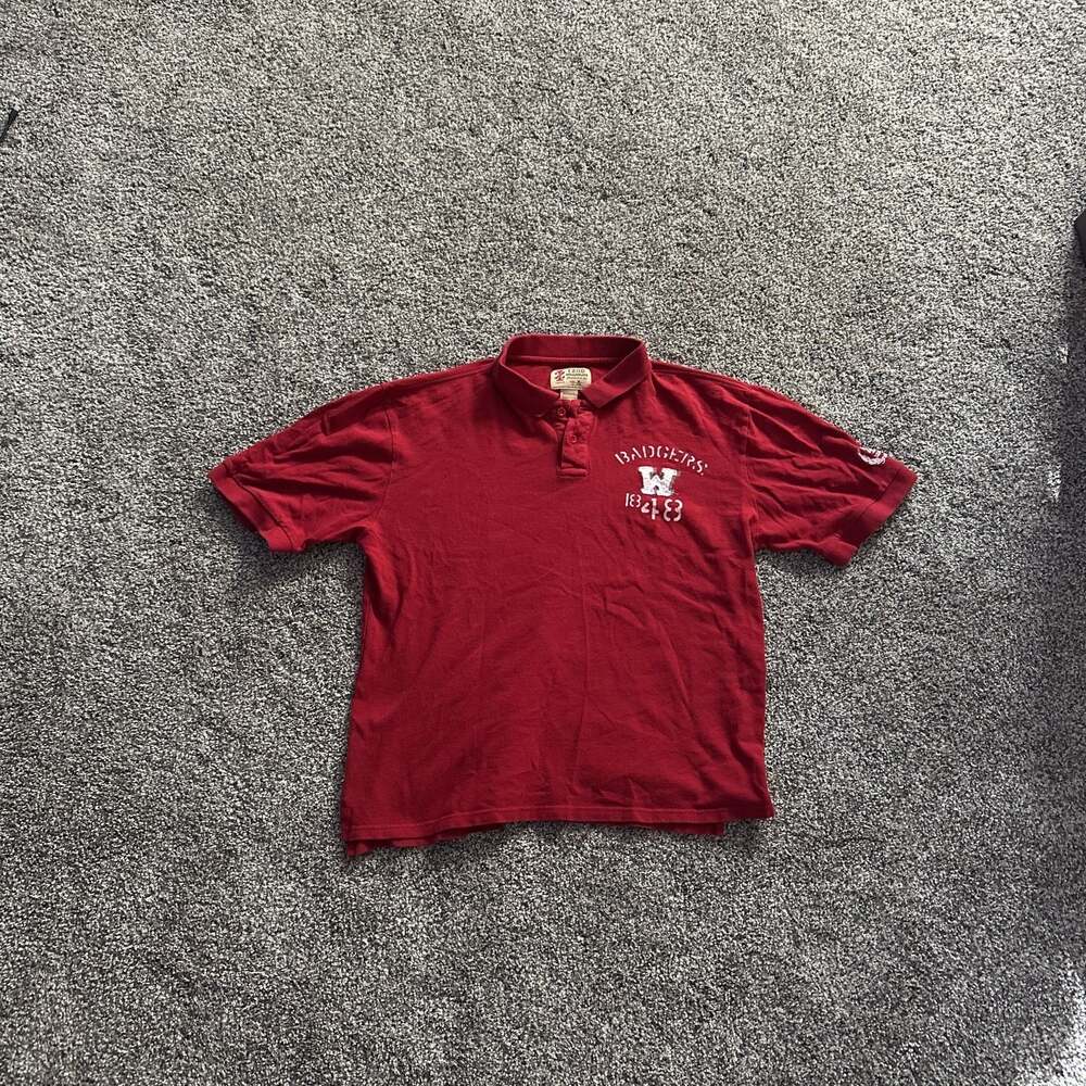IZOD Men's Red Wisconsin Badgers 
Polo Shirt Size M